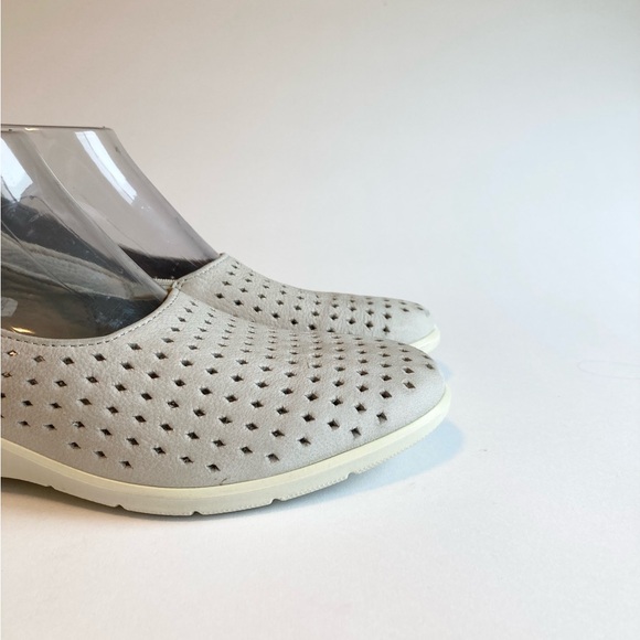 Ecco Grey Men Made Material White Outsole Flats Loafers size EUR 39, US 8.5 - Picture 4 of 14